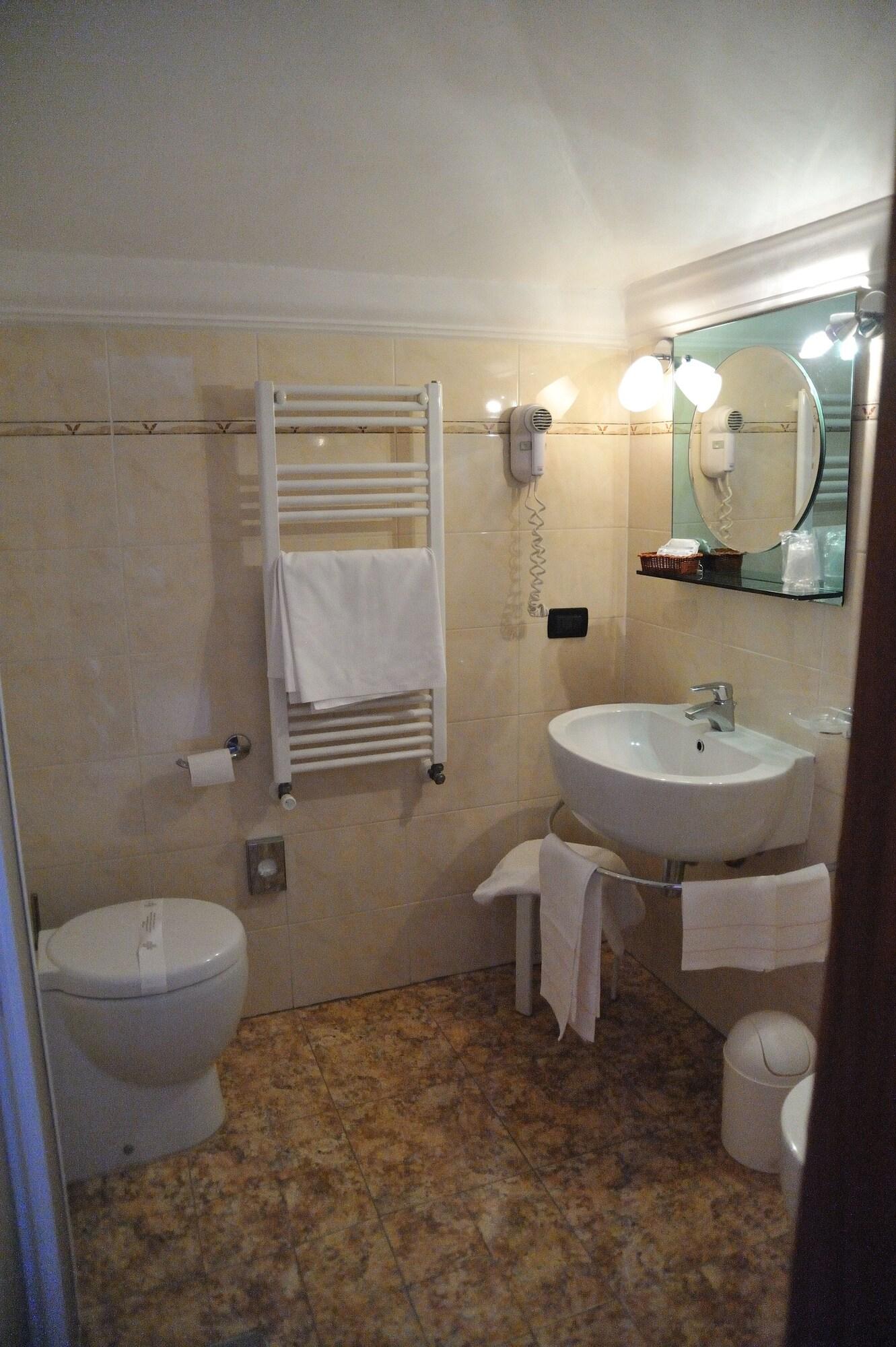 Hotel Savona Montecatini Terme Exterior foto